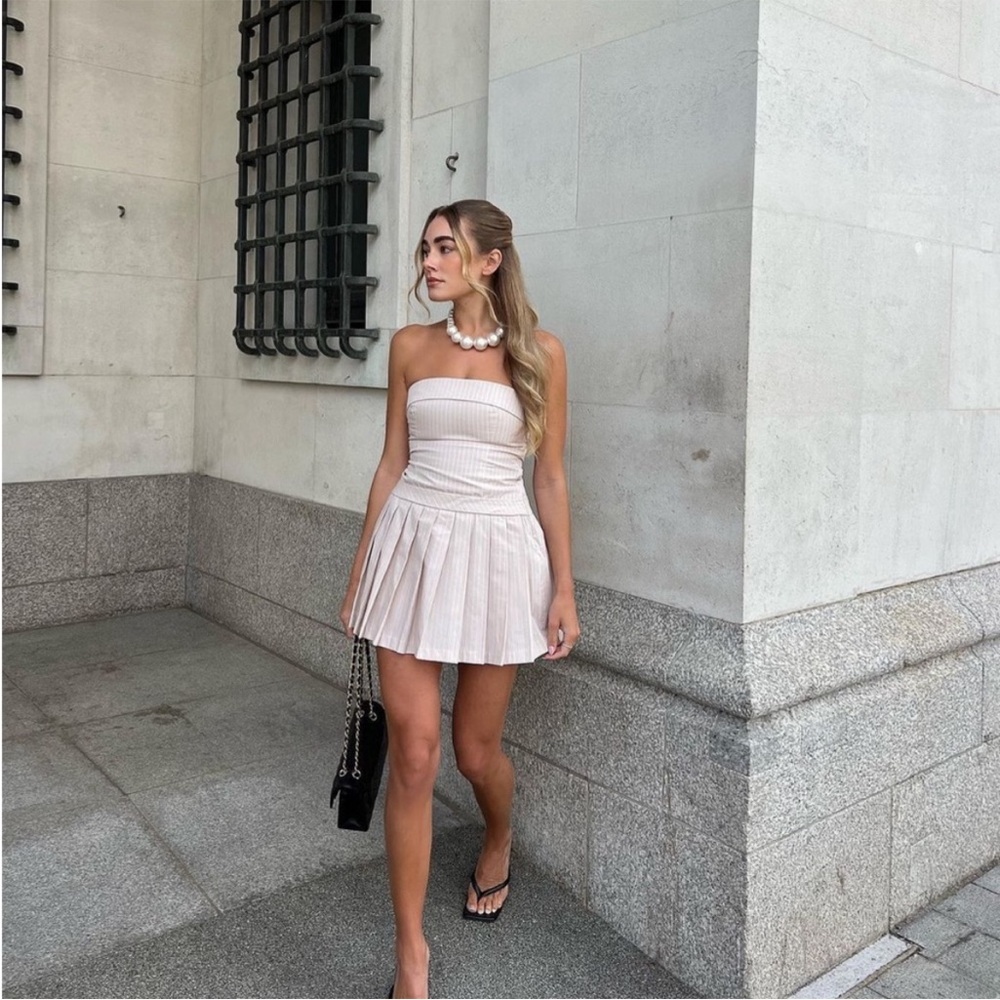 Zara Striped strapless pleated dress -XS